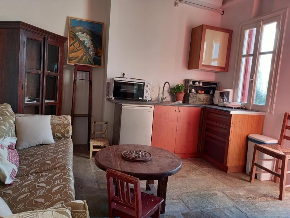 Arthome1 Панормос Екстер'єр фото